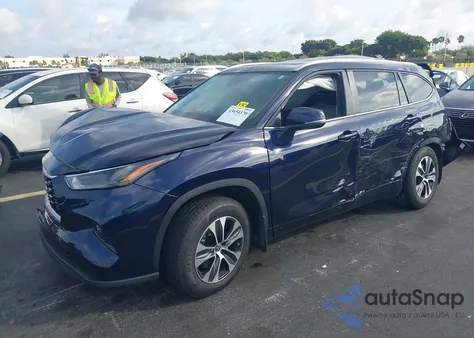 2025 Toyota Highlander Xle z USA, uszkodzony, nr VIN 5TDKDRAH0SS553947